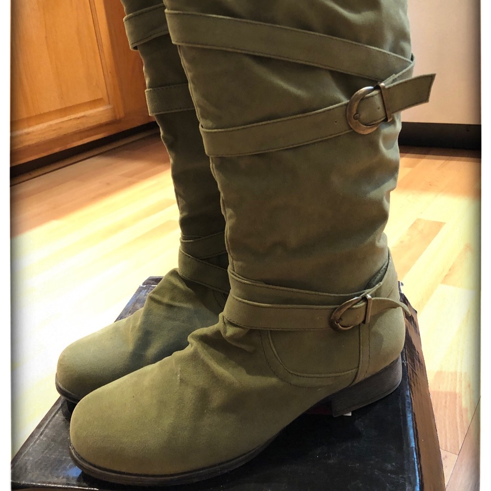SOS Olive Boots